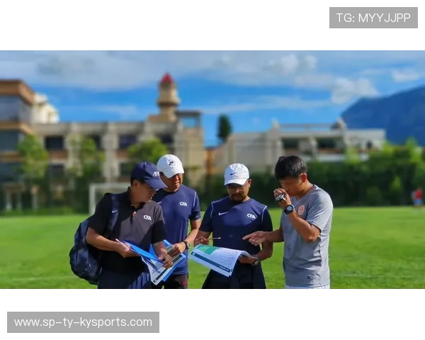 体能教练地位是否逐步接近主教练等级，体能教练级别